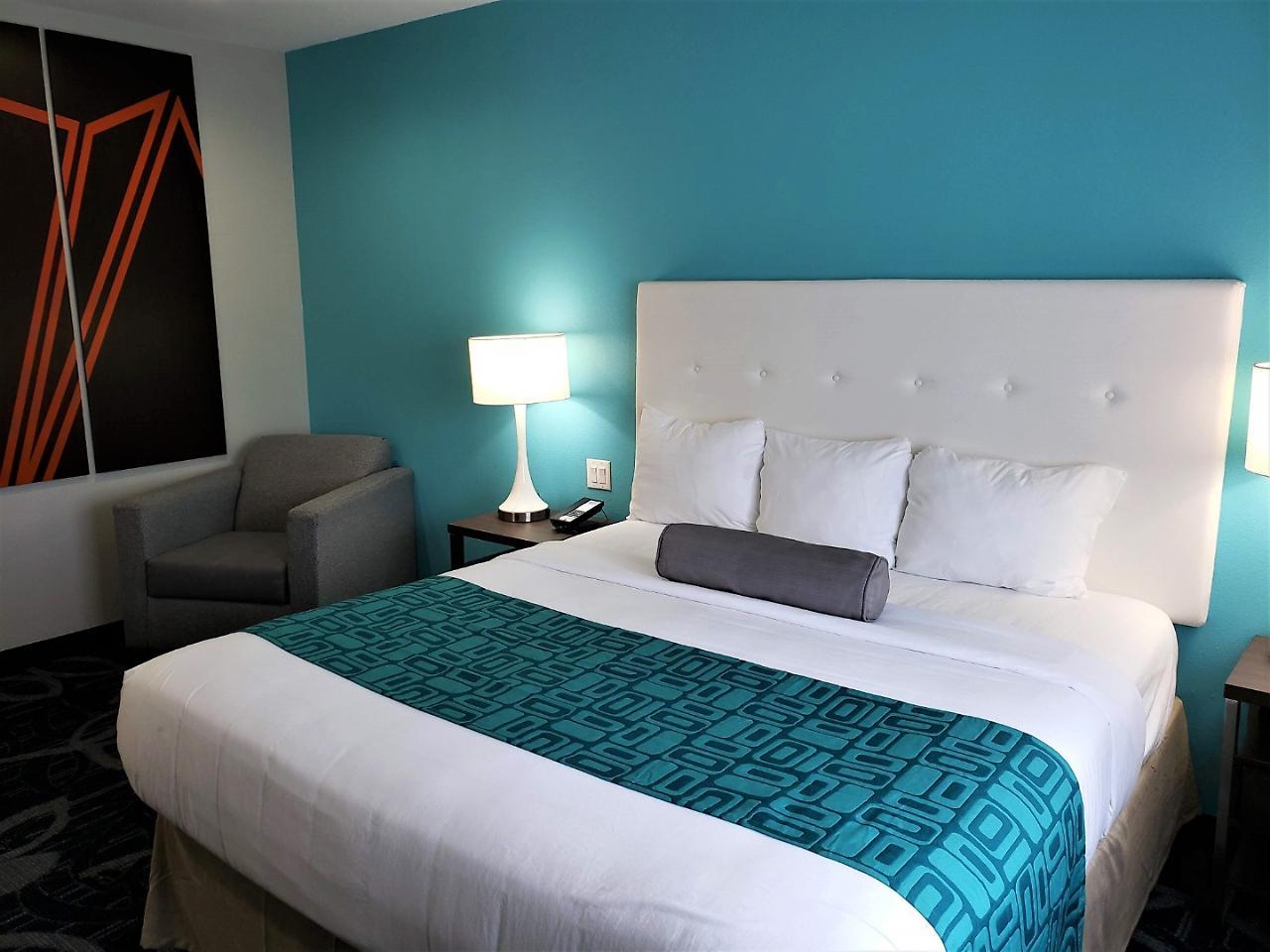 Americas Best Value Inn Houston Willowbrook Exterior foto